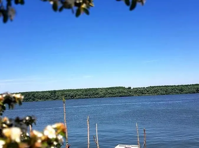 San Na Vodi سميديريفو