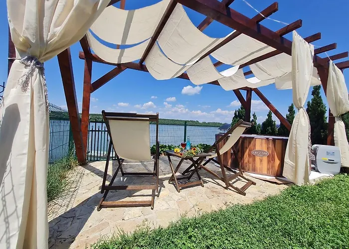 San Na Vodi فيلة