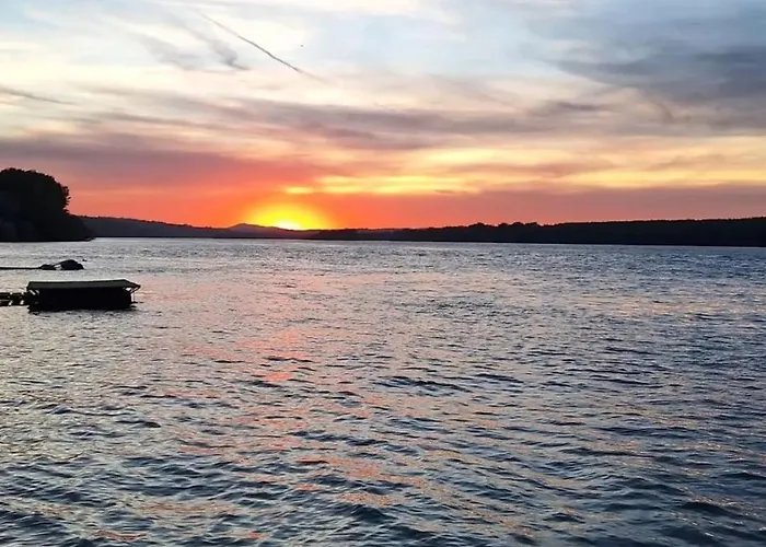 San Na Vodi * سميديريفو